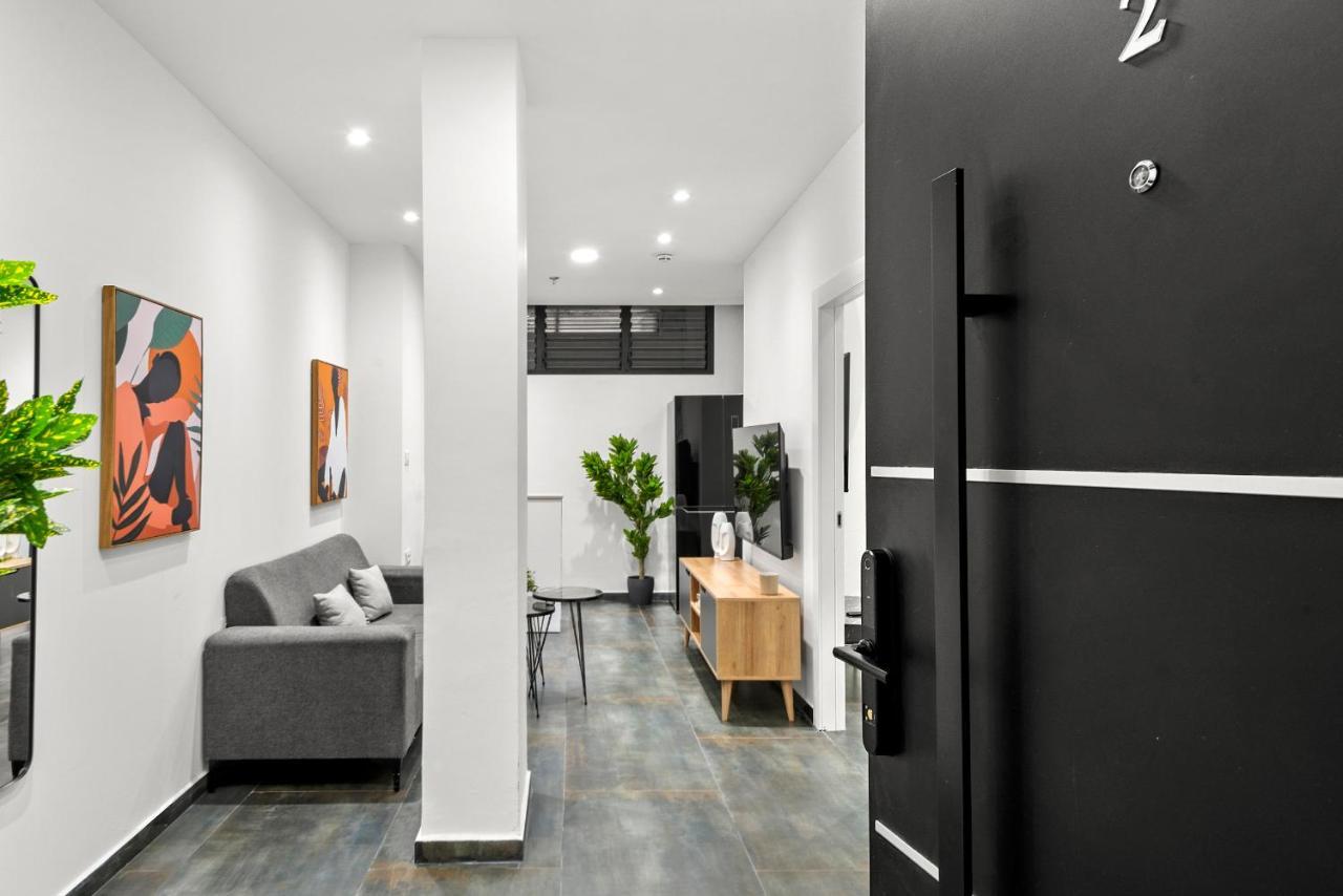 Modern Renovated 1 Bedroom W Bomb Shelter Tlv M2 Apartment *